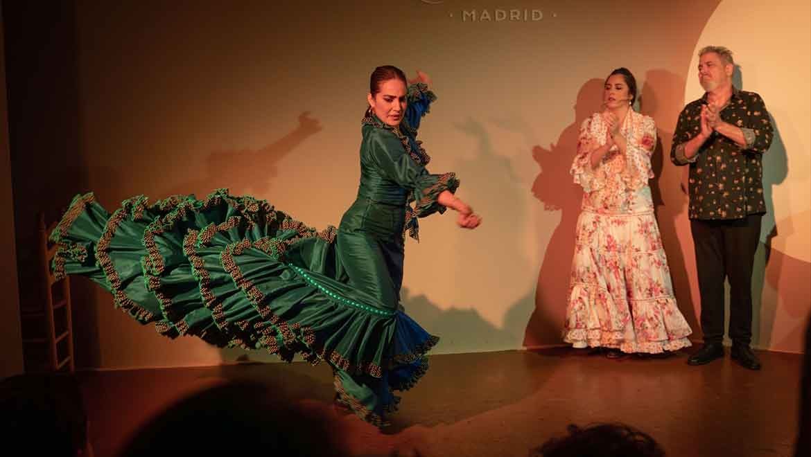 Flamenkonun kalbi İspanya sahnelerinde atıyor