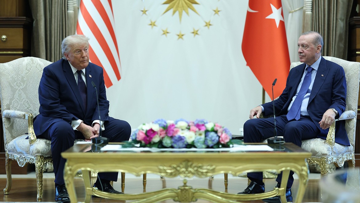""Türkiye, liderliğinizde askeri açıdan çok güçlü ülke oldu"