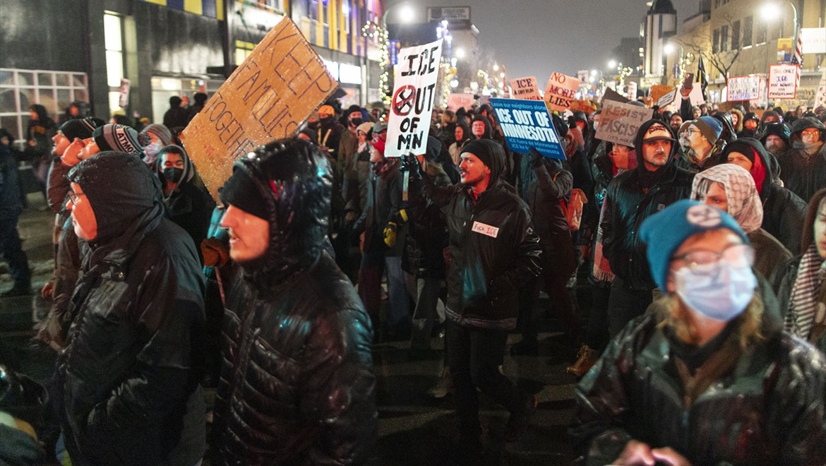 ABD'de göçmen polisine yönelik gösteriler sürüyor