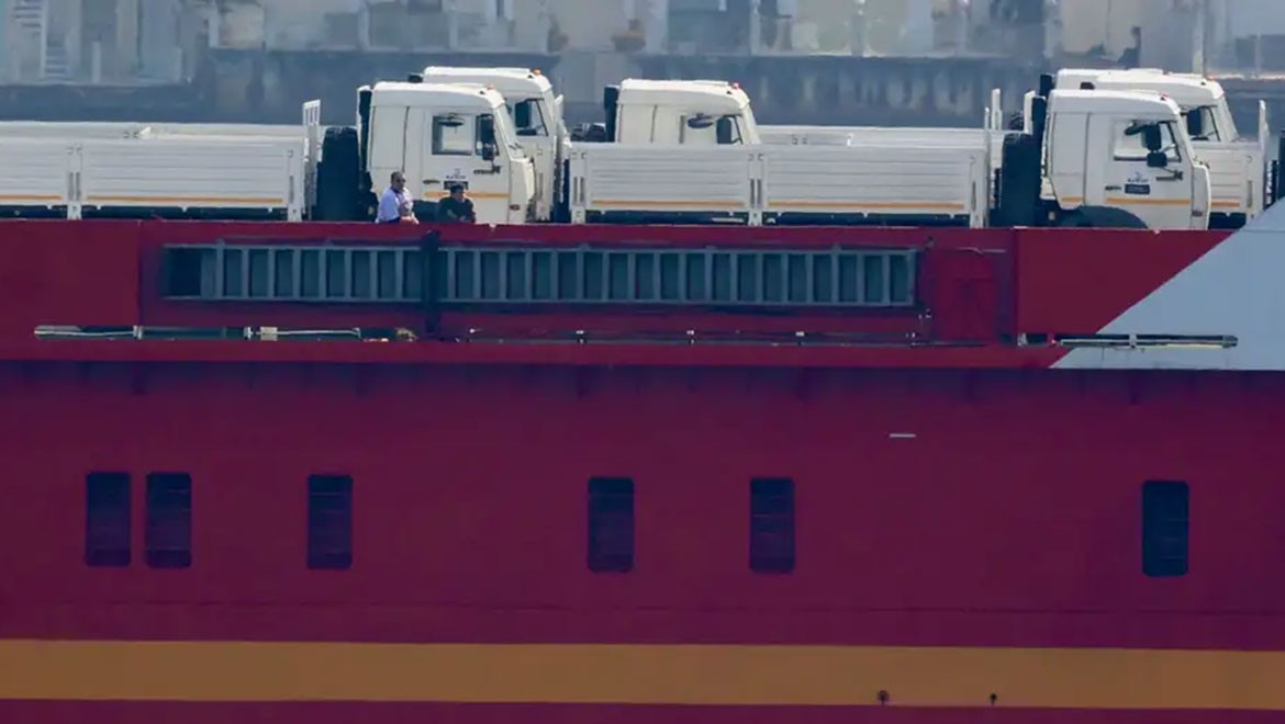 Rusya'nın Libya'ya giden hayalet filosu