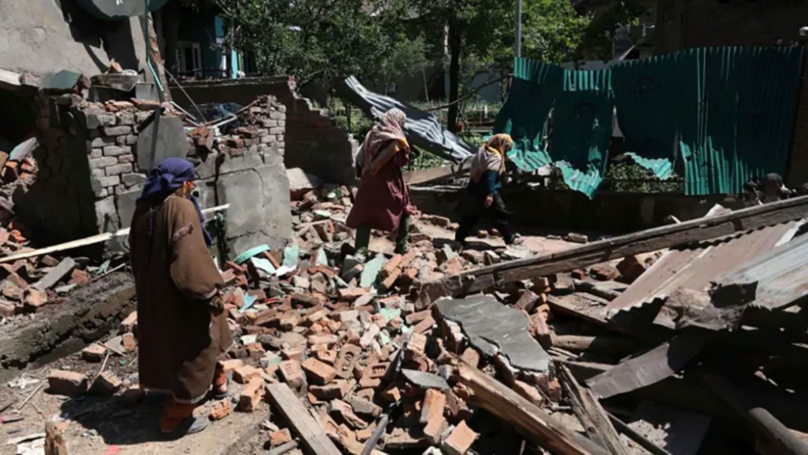 Diplomatlar sınır dışı, vizeler iptal