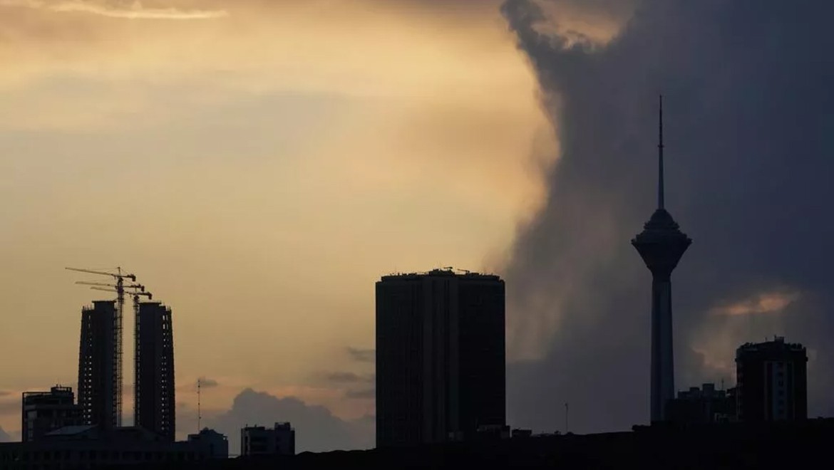 Tahran'da bomba patladı can kaybı olmadı