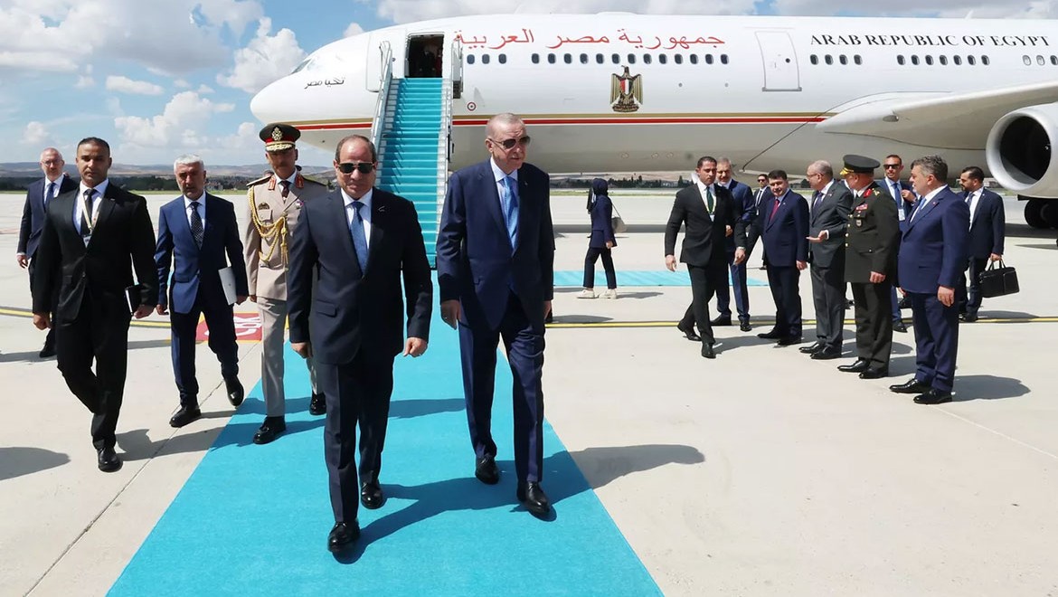 Türkiye'ye ilk resmi ziyaret