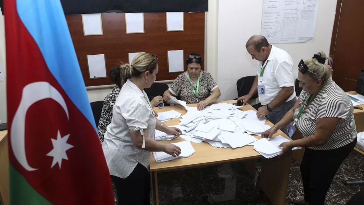 Aliyev'in partisi seçimlerden birinci parti çıktı