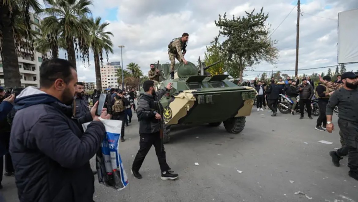 Lazkiye'de Alevilerin gösterisinde ateş açıldı: 3 ölü, 40 yaralı