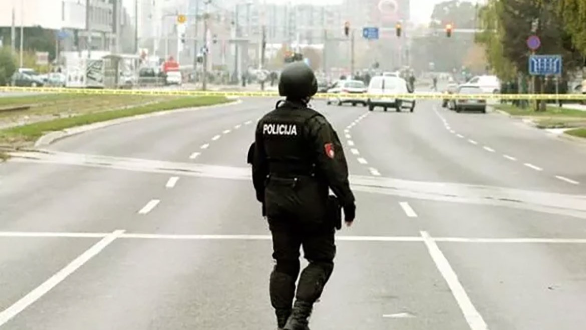 Bosna Hersek'te okula silahlı saldırı: 3 ölü