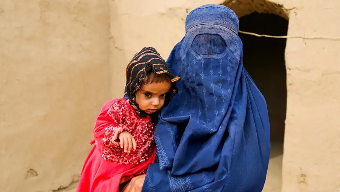 Afganistan'da açlık kontrolden çıktı
