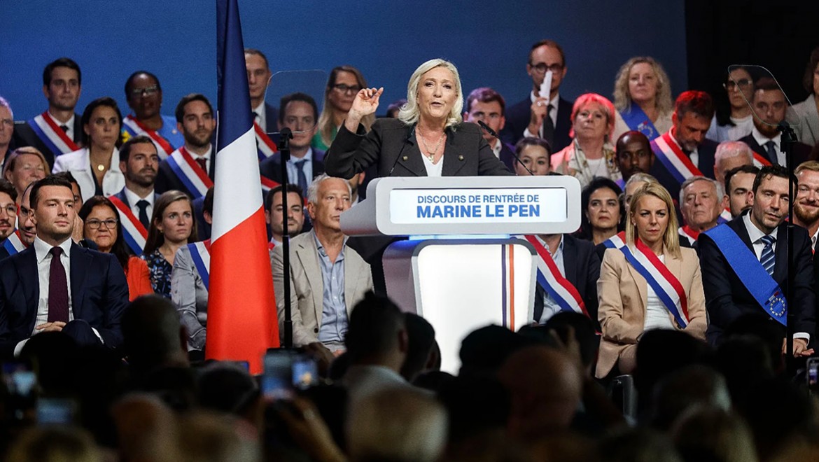 Le Pen, Türkiye verilen AB desteğinin kesilmesini istedi