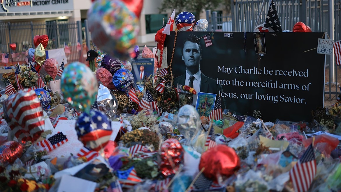 Charlie Kirk için Arizona'da snma töreni düzenlendi