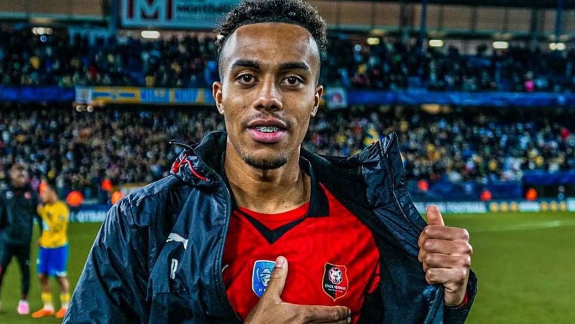 Doue, Strasbourg'la anlaştı