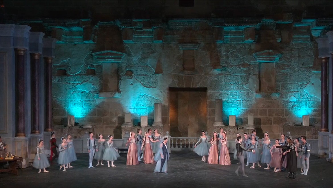 Aspendos Antik Tiyatrosu'nda