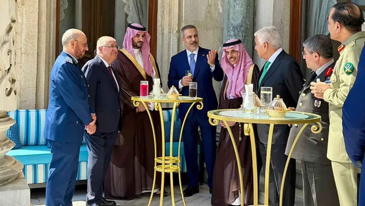 Mekke İttifakı'nin İran ile ilk teması bugün