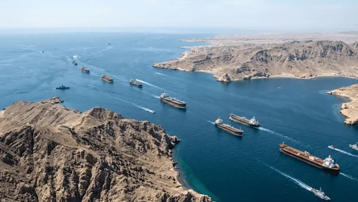 Hürmüz Boğazı'ndan geçişlerde kripto para dönemi